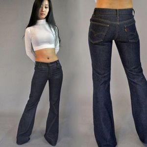 Vinatge N.O.S 70s bellbottom levis jeans